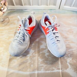 Under Armour Sneakers HOVR Rise 3 training sneaker Size 9